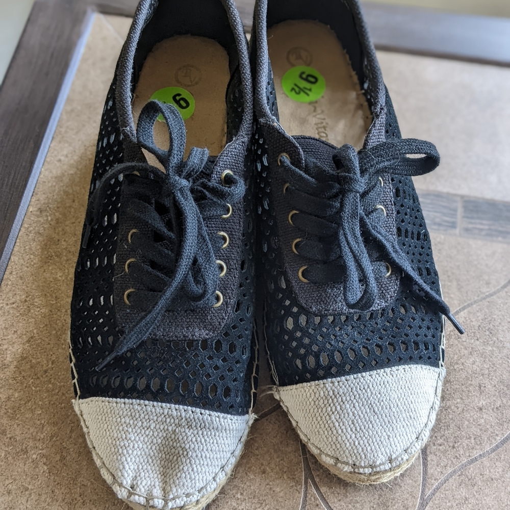 Tennis shoe style espadrilles